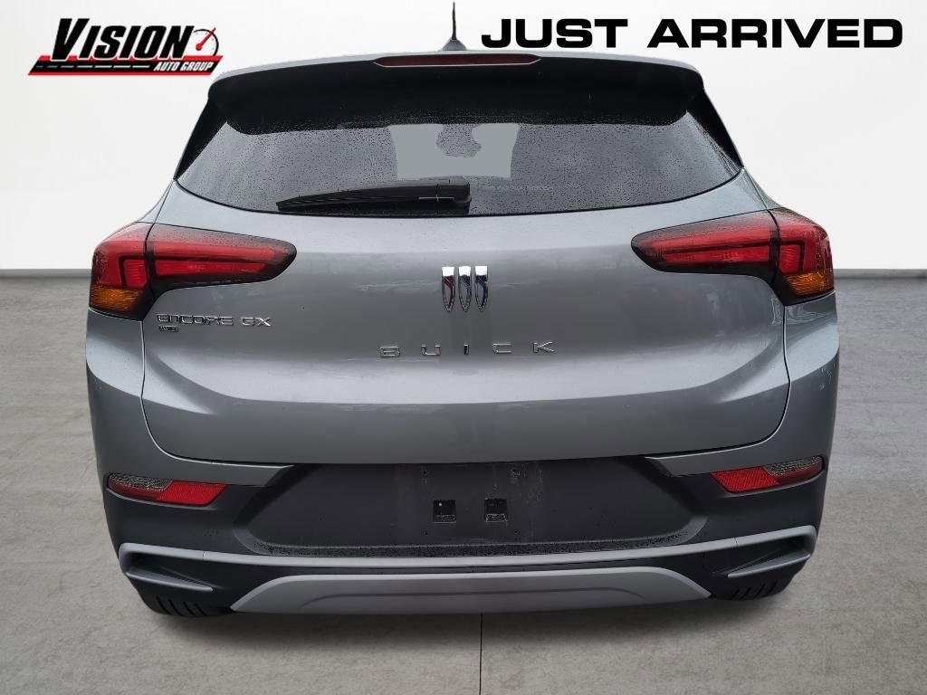 Used 2024 Buick Encore GX Preferred w/ Comfort Package AWD/4WD image 4