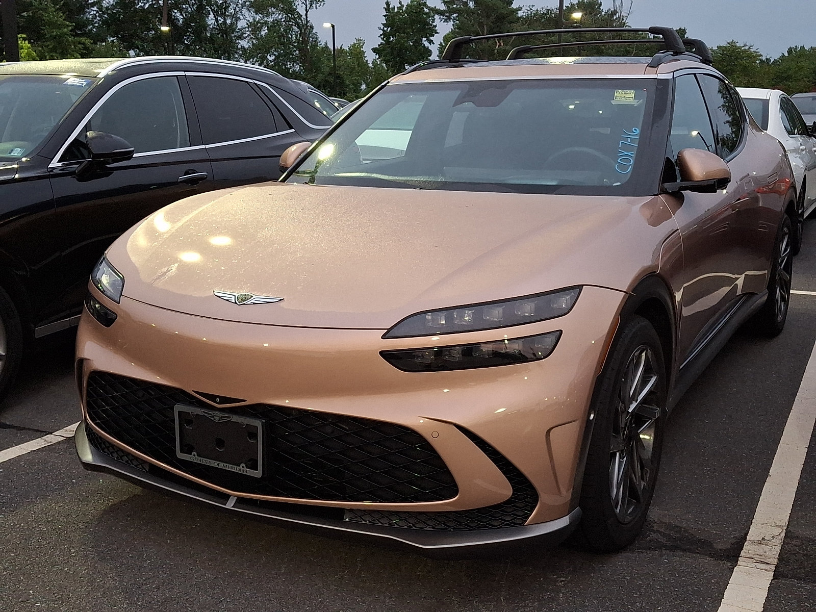 Certified 2023 Genesis GV60 Advanced AWD/4WD image 5