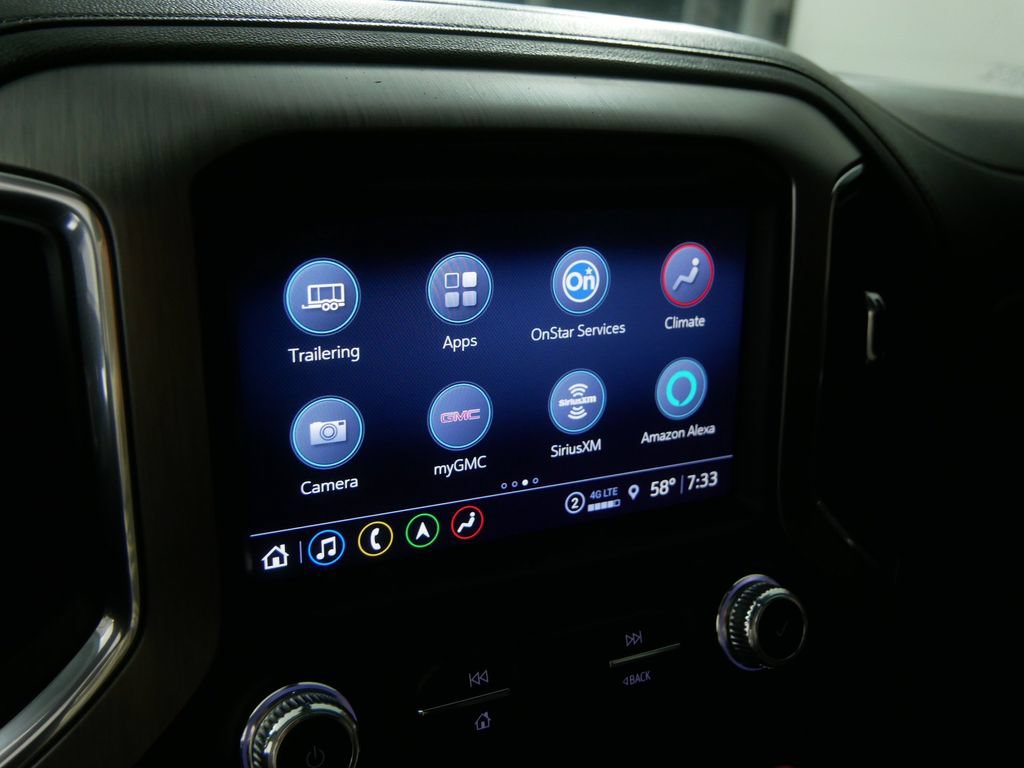 Used 2023 GMC Sierra 3500 Denali w/ Technology Package AWD/4WD image 35