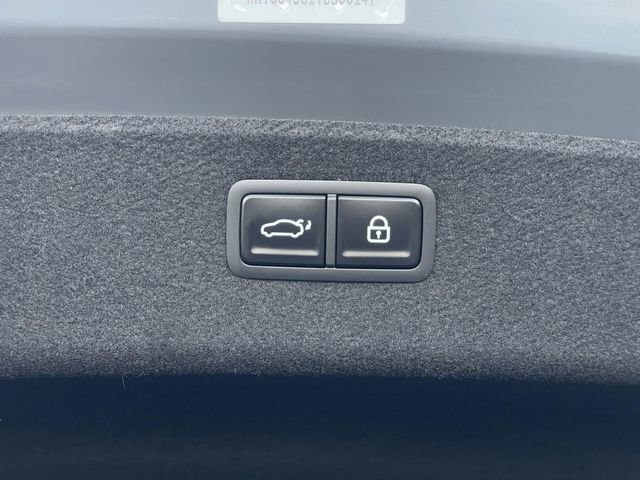 Used 2026 Genesis G80 2.5T Sport Prestige image 16