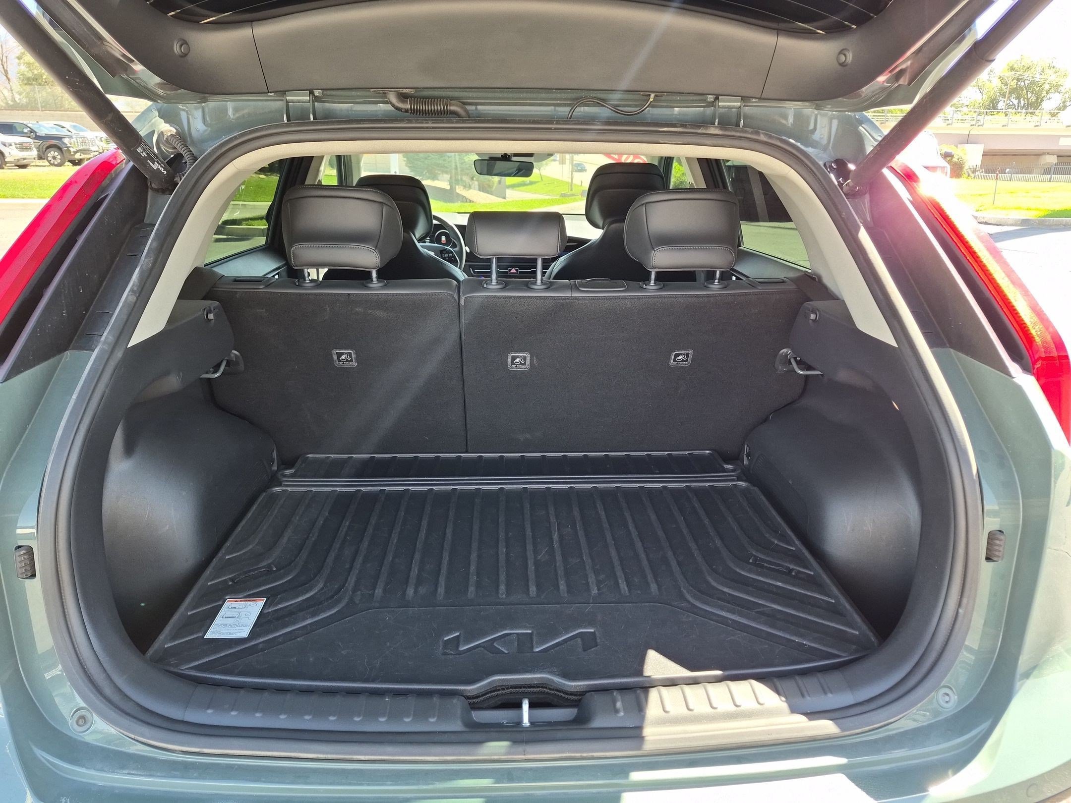 Used 2023 Kia Niro Wind w/ Wind Preserve Package FWD image 30