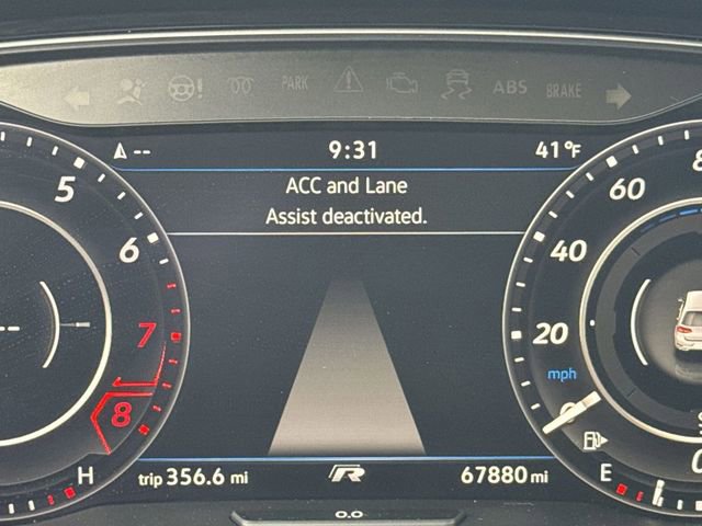 Used 2019 Volkswagen Golf R 4-Door image 16