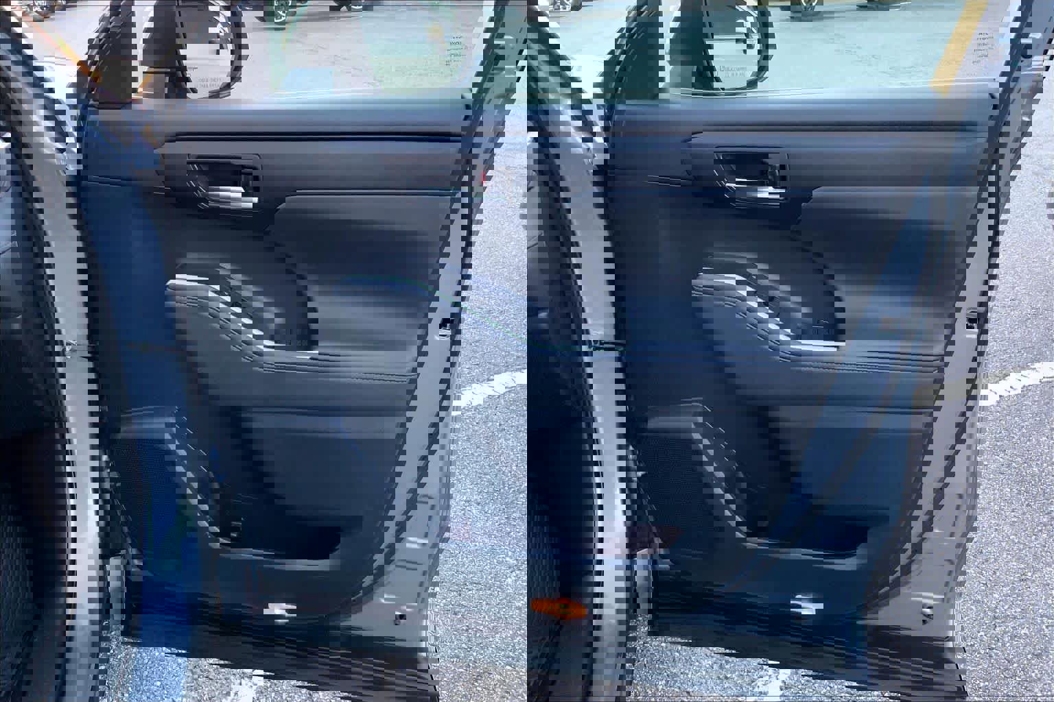 Used 2023 Toyota Highlander XLE image 22