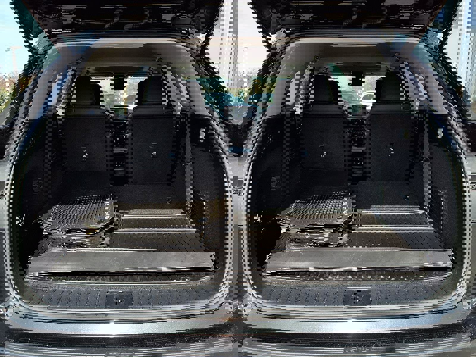 Used 2020 Lexus RX 350L Premium w/ Premium Package image 27