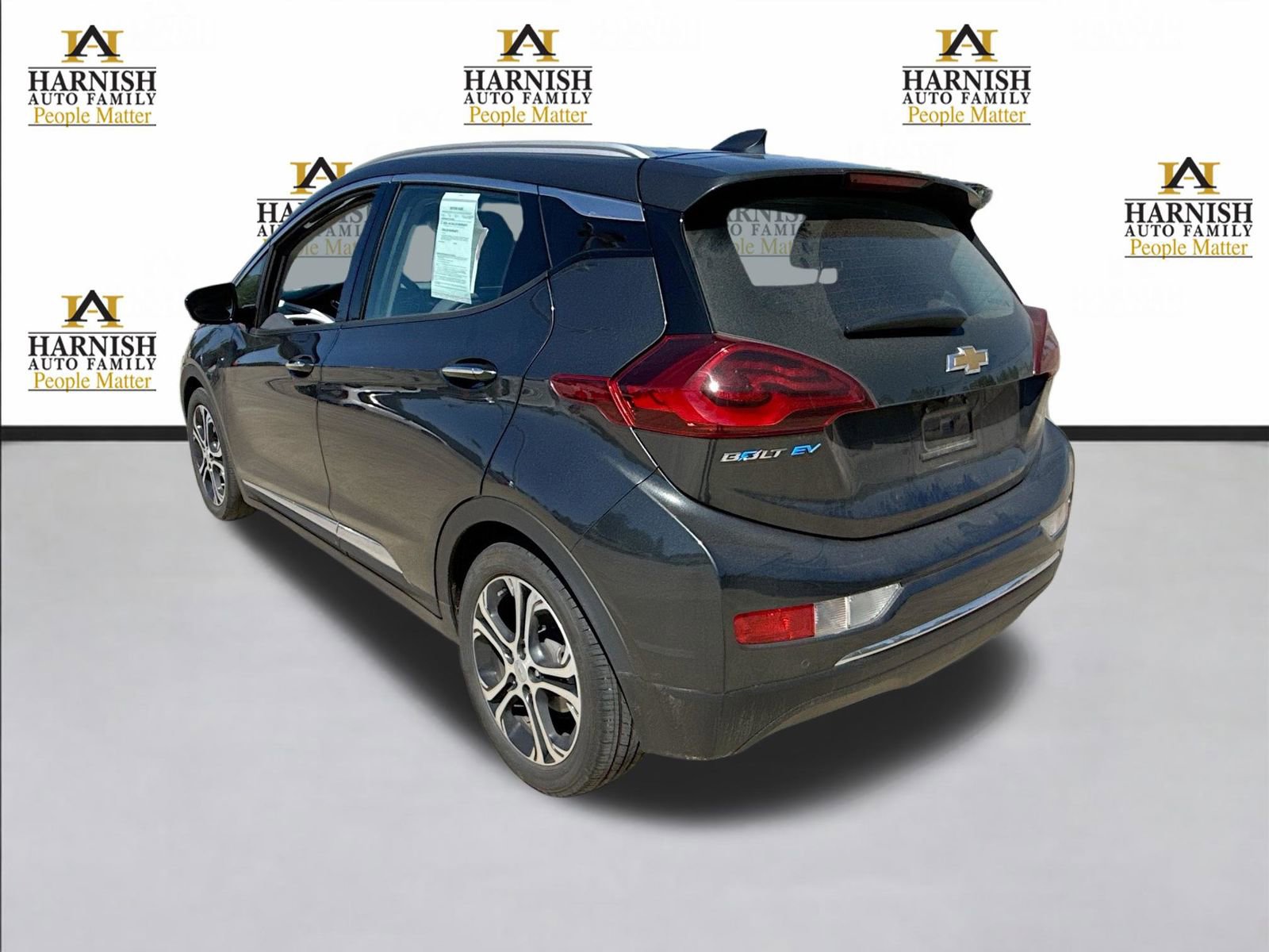 Used 2021 Chevrolet Bolt Premier w/ Infotainment Package FWD image 3