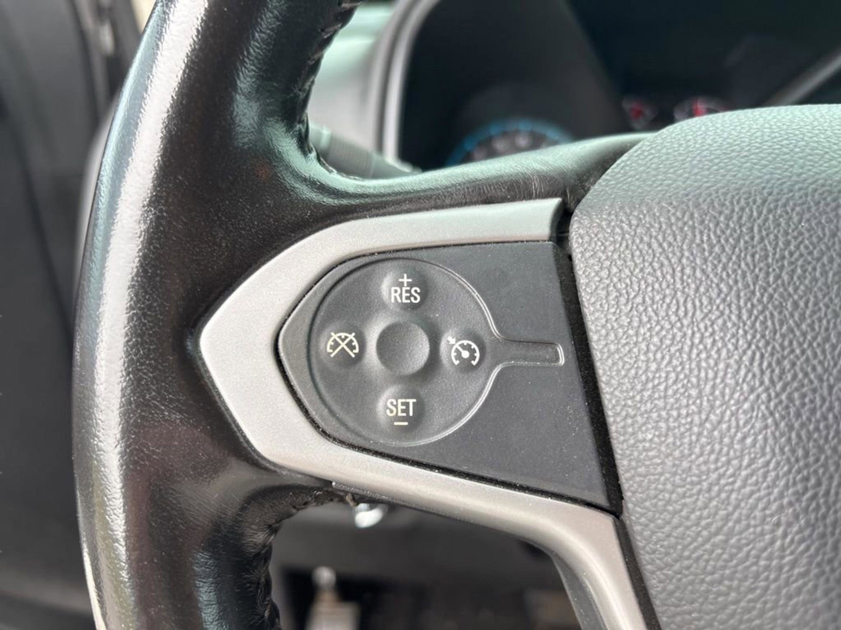 Used 2020 Chevrolet Colorado LT AWD/4WD image 11