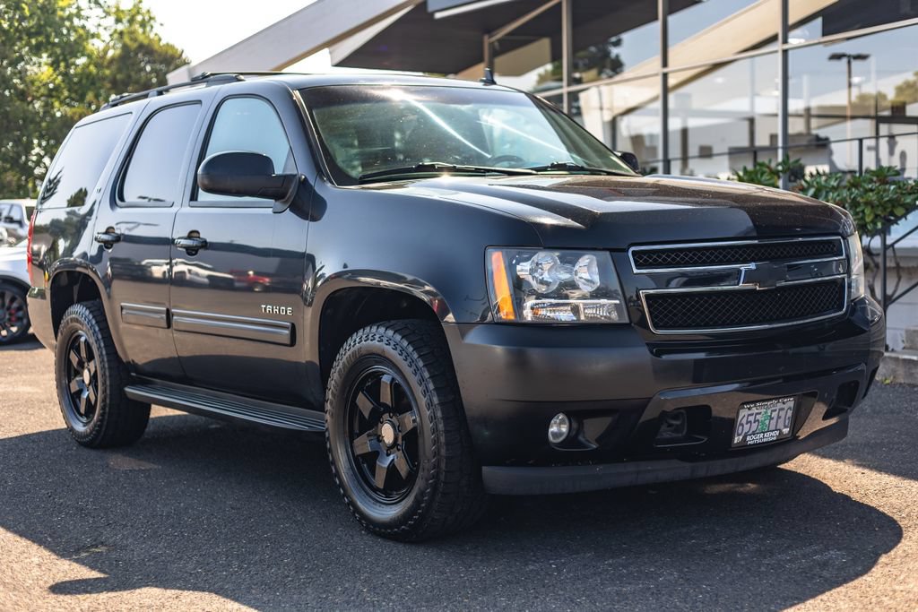 Used 2010 Chevrolet Tahoe LT AWD/4WD image 6