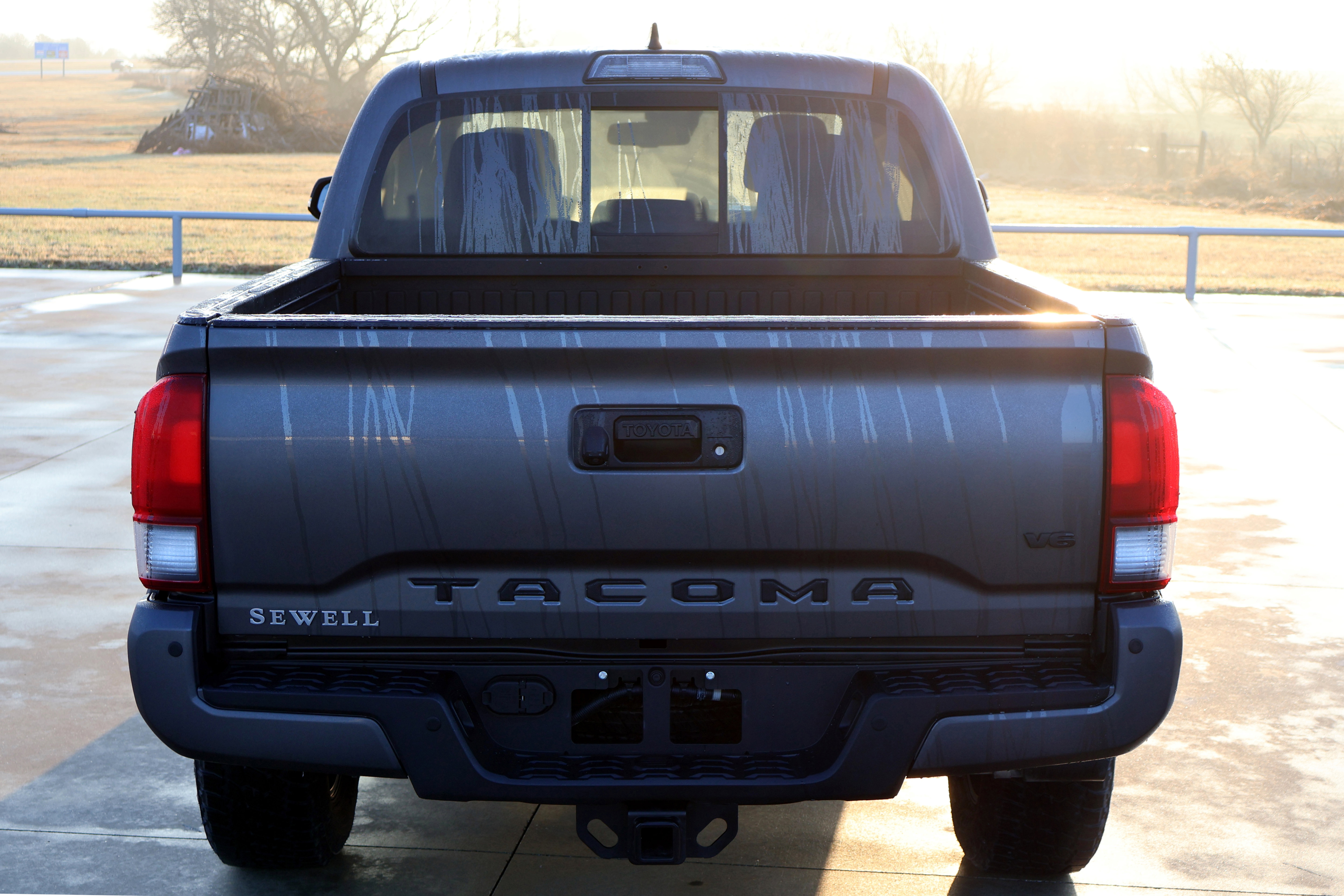 Used 2019 Toyota Tacoma TRD Sport image 8