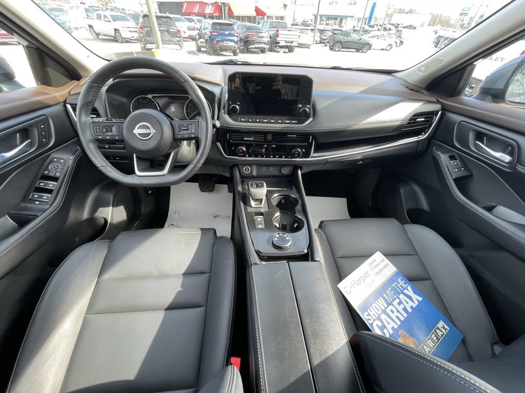 Used 2023 Nissan Rogue SL w/ SL Premium Package image 25
