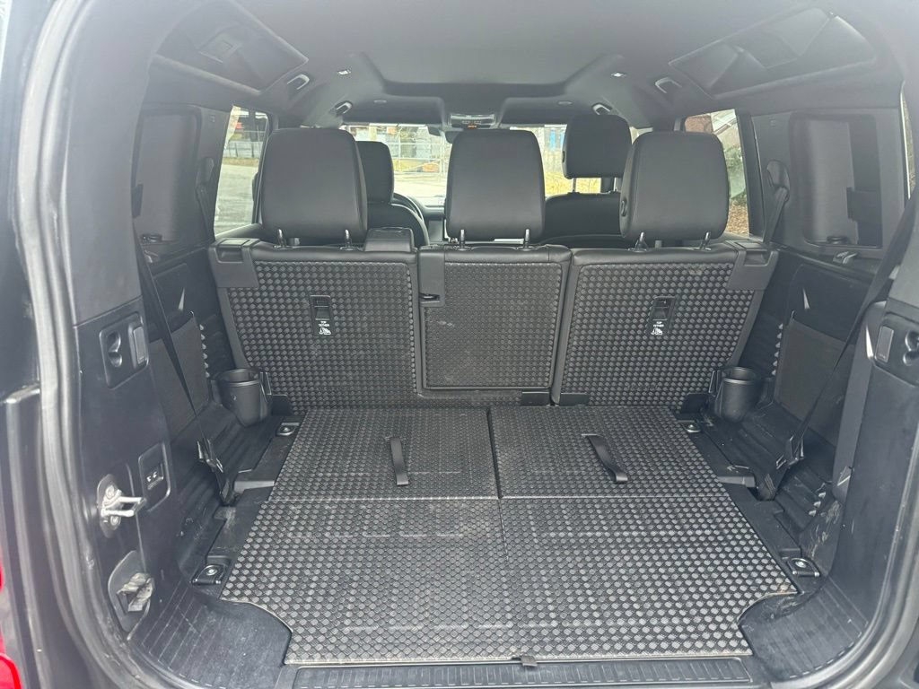 Used 2023 Land Rover Defender 110 X-Dynamic SE AWD/4WD image 5
