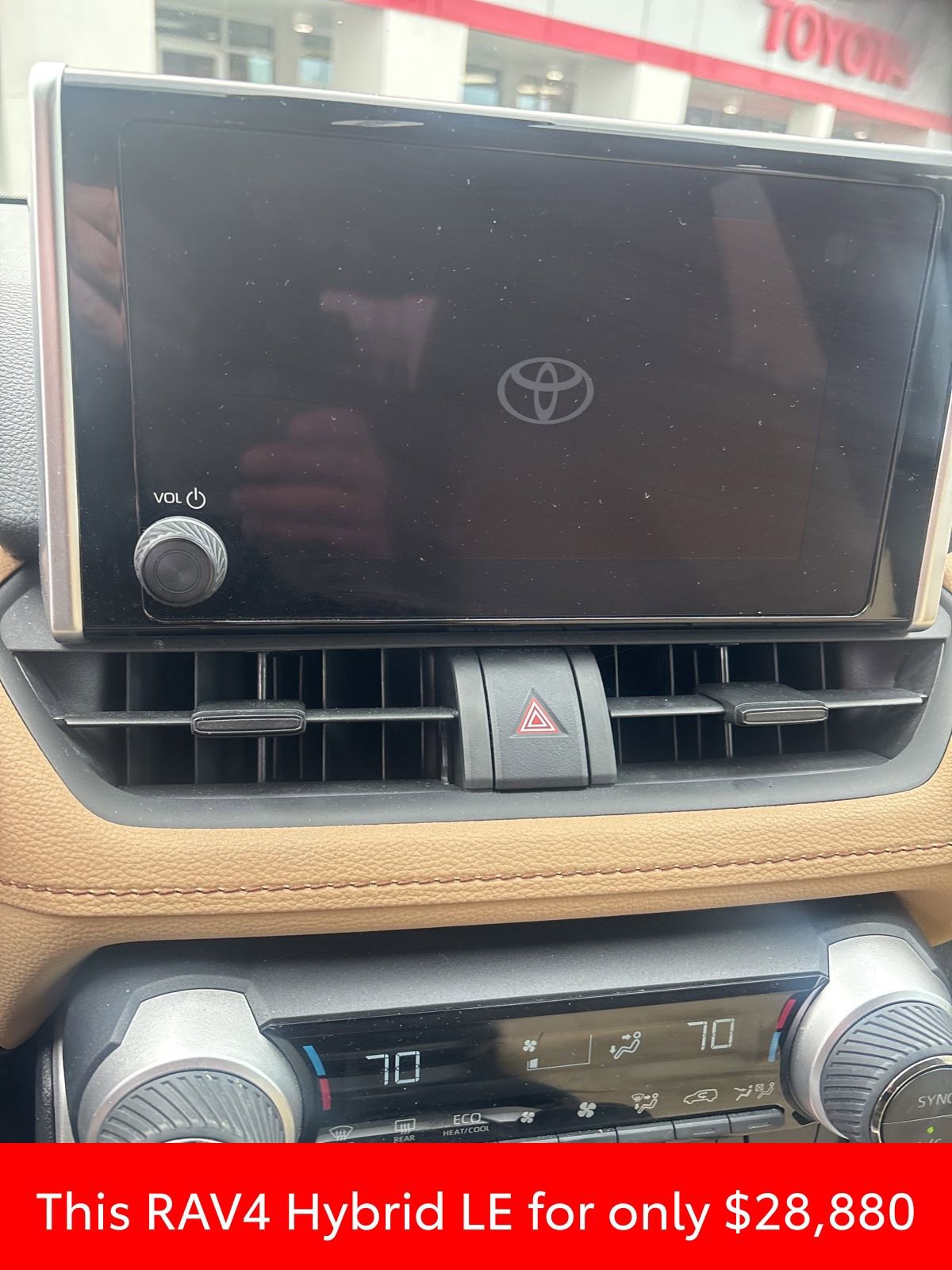 Used 2024 Toyota RAV4 LE image 11