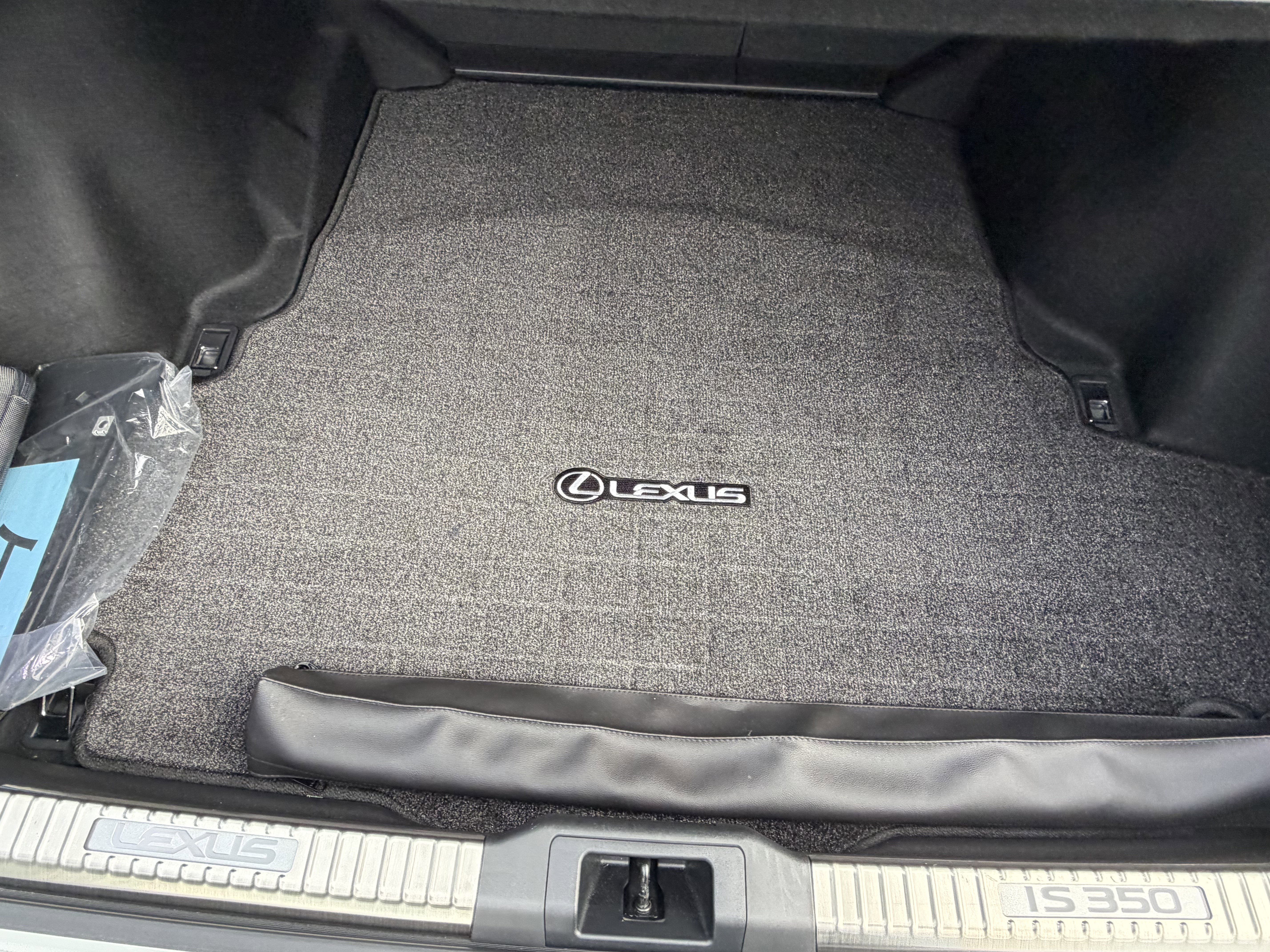 Used 2023 Lexus IS 350 F Sport RWD image 49