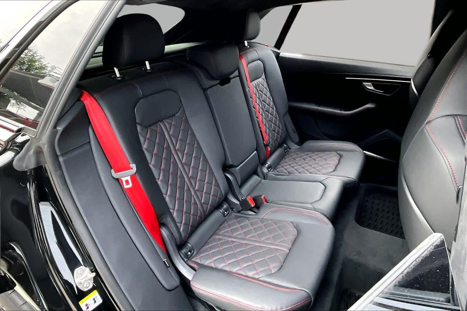 Used 2026 Audi SQ8 Prestige AWD/4WD image 19