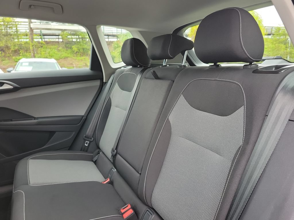 Used 2023 Volkswagen Taos S FWD image 9
