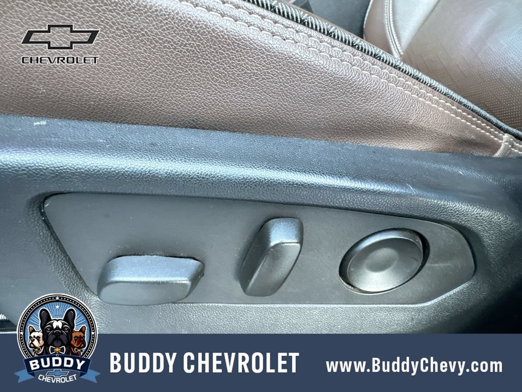 Used 2022 Chevrolet Suburban High Country w/ Premium Package AWD/4WD image 14