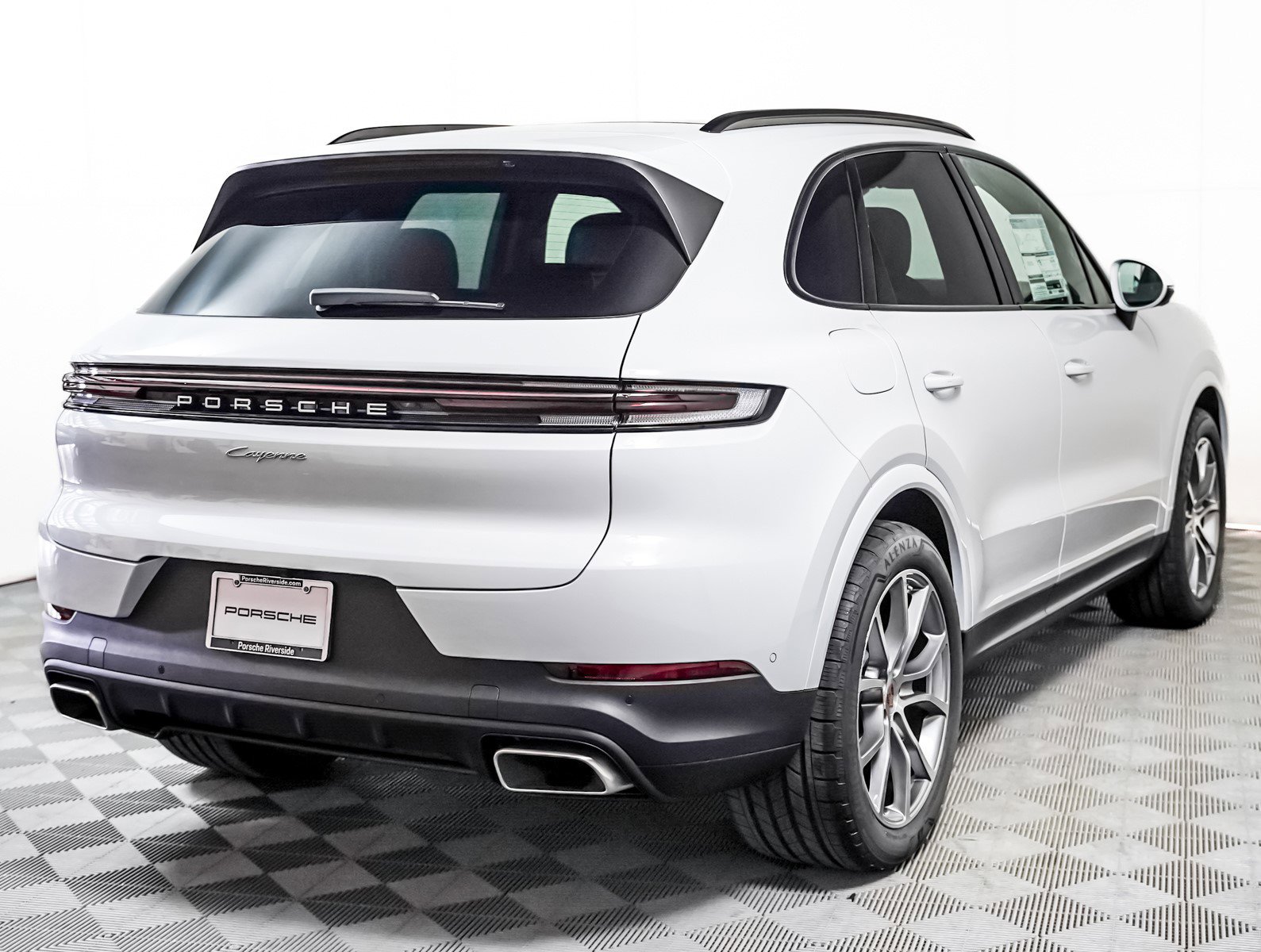 New 2026 Porsche Cayenne image 10