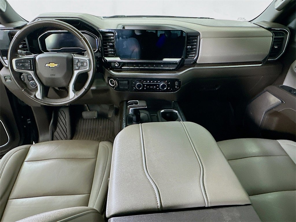Used 2023 Chevrolet Silverado 1500 LT image 16