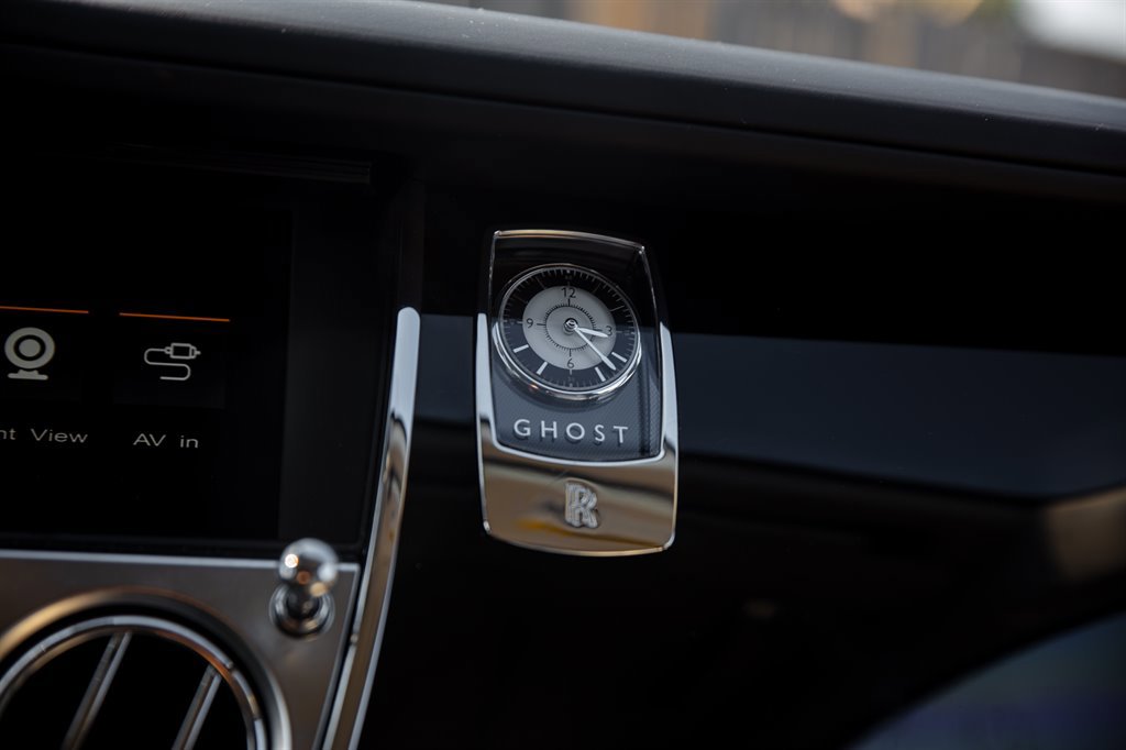 Used 2014 Rolls-Royce Ghost image 27