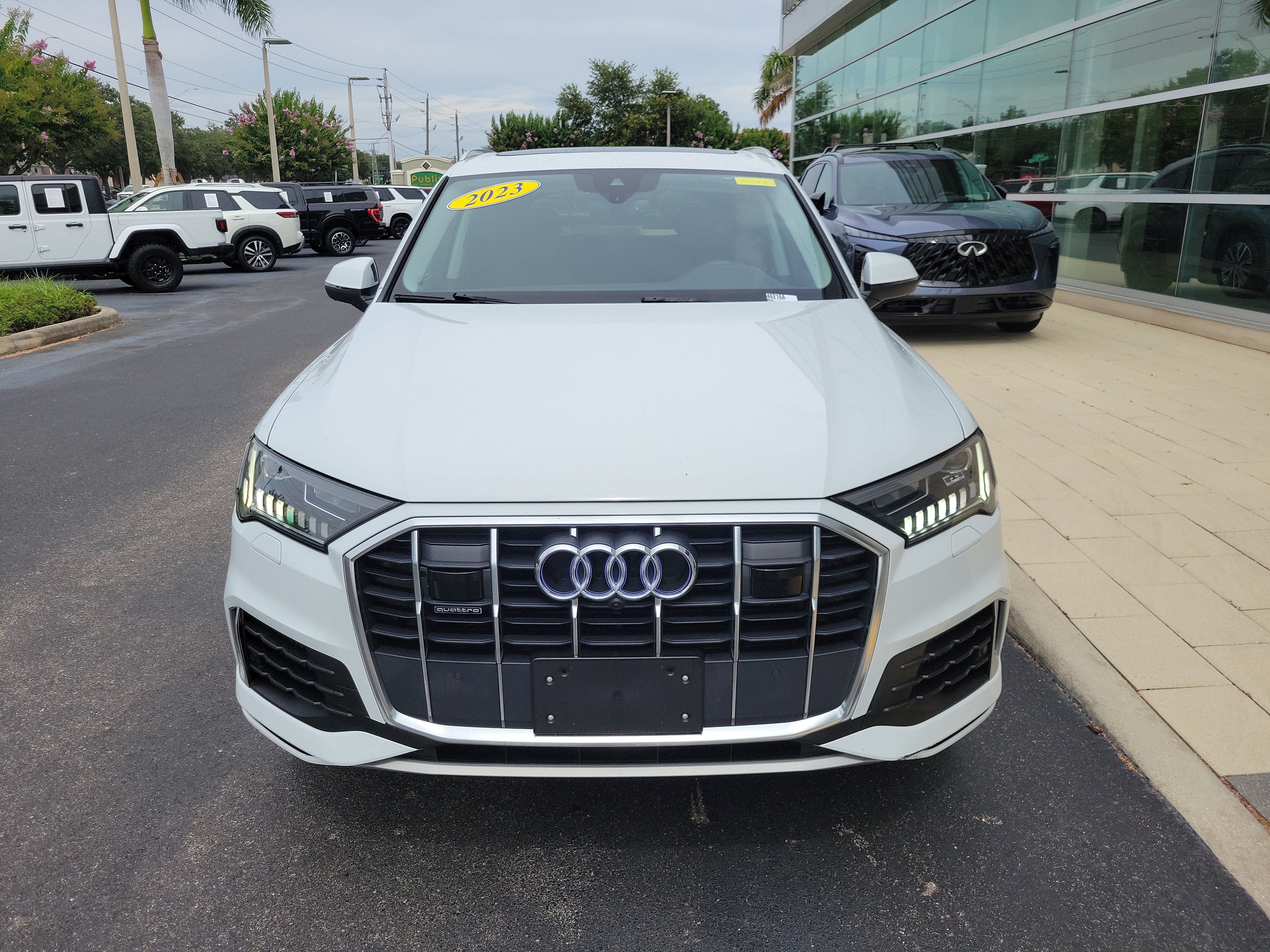 Used 2023 Audi Q7 3.0T Premium AWD/4WD image 2