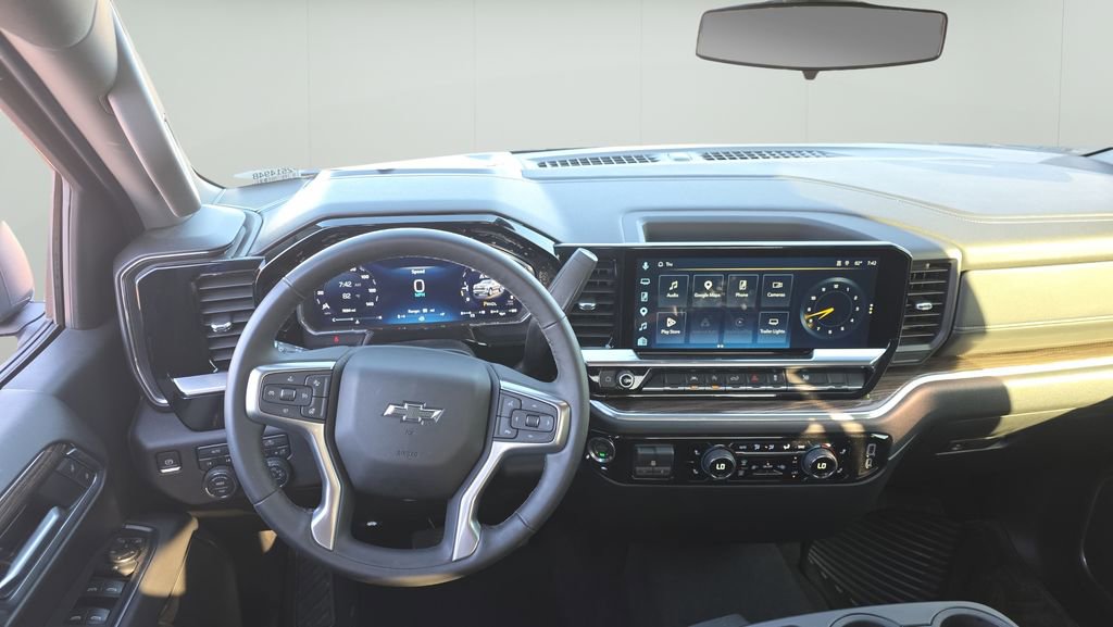 Used 2026 Chevrolet Silverado 1500 RST w/ RST Select Package image 11