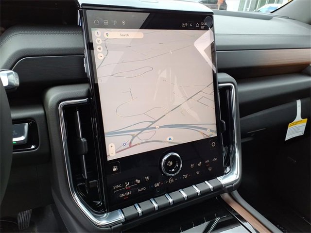 New 2026 GMC Yukon Denali w/ Sun & Power Step Package image 25