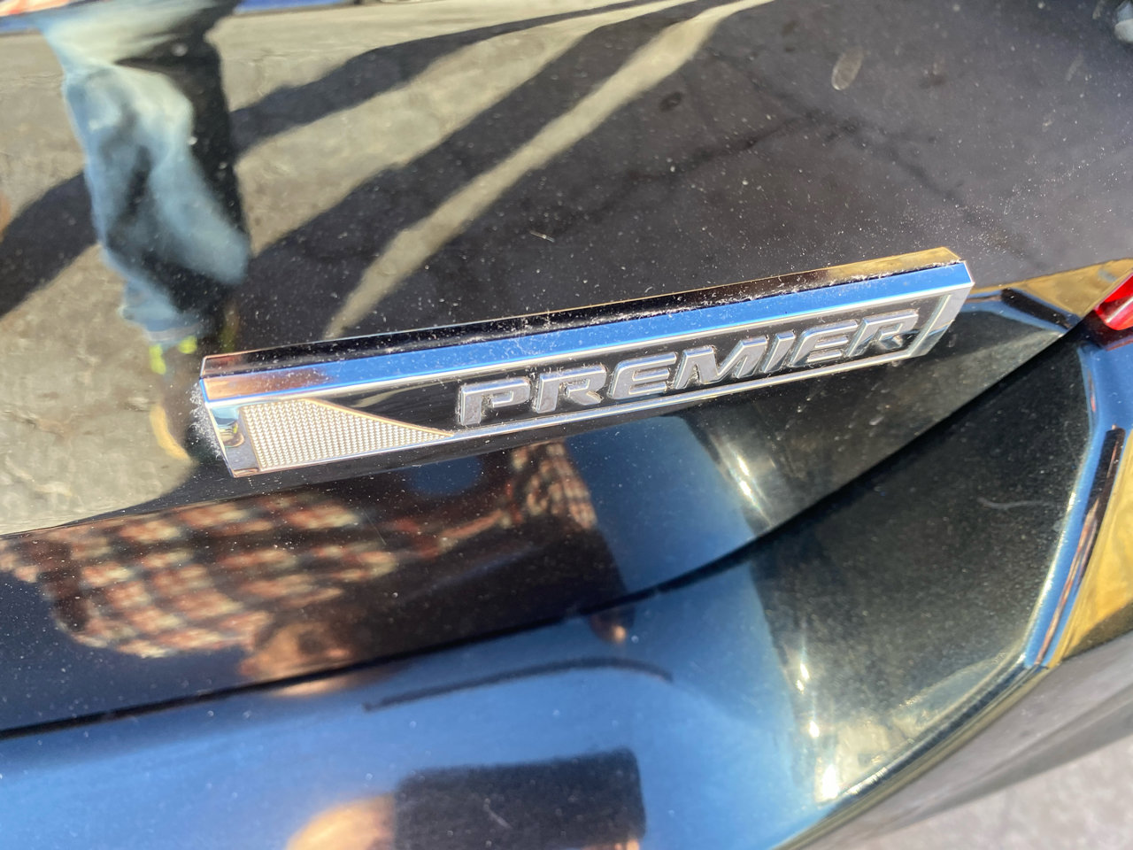 Used 2018 Chevrolet Trax Premier w/ Midnight Edition image 9