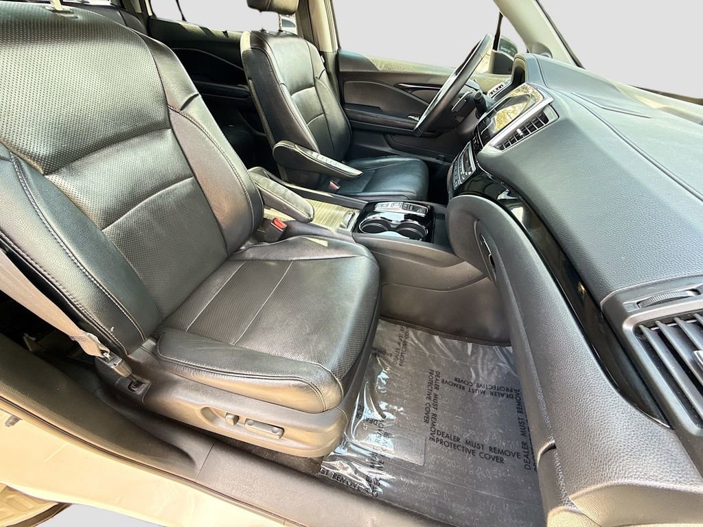 Used 2017 Honda Pilot Elite image 17