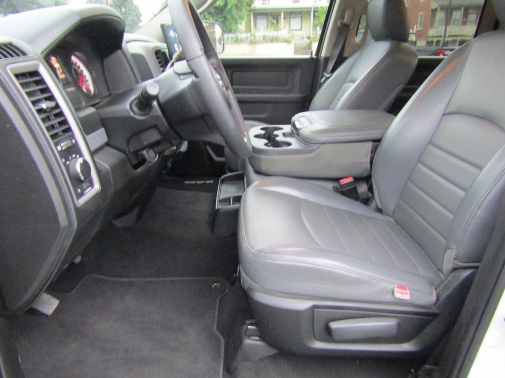 Used 2018 RAM 2500 ST AWD/4WD image 11