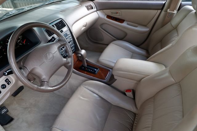 Used 1997 Lexus ES 330 image 6