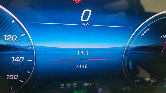 Used 2025 Mercedes-Benz GLC 350e 4MATIC image 40