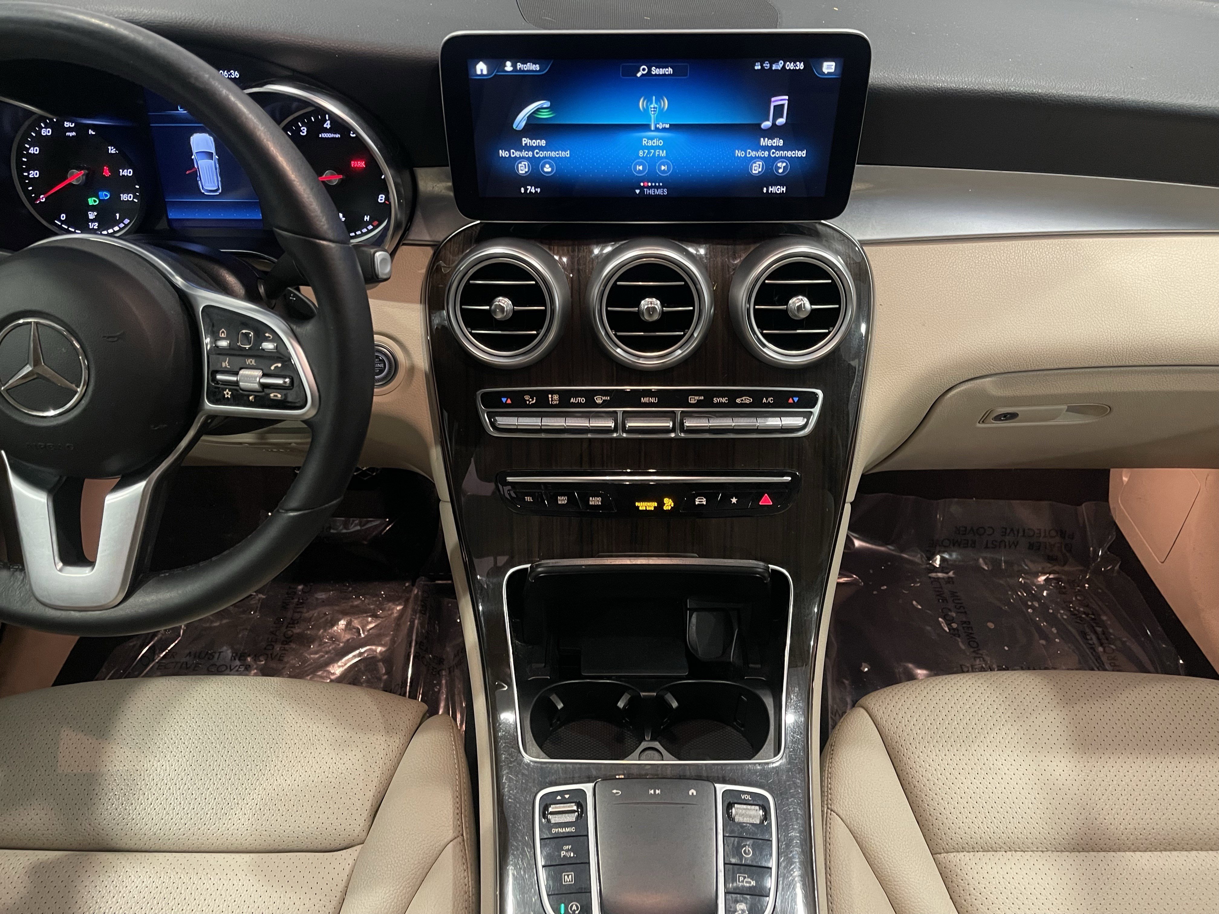 Used 2022 Mercedes-Benz GLC 300 4MATIC image 20