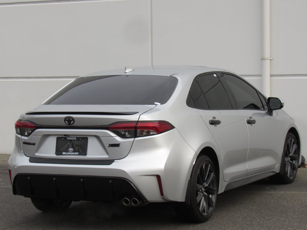 Used 2024 Toyota Corolla XSE FWD image 6