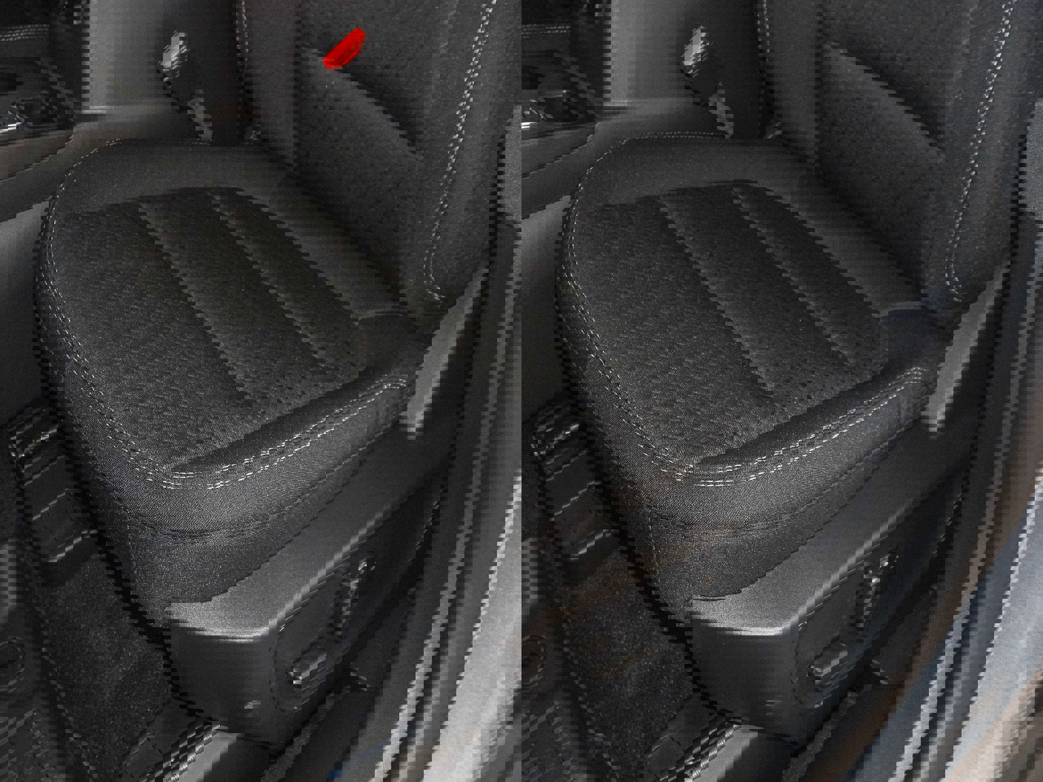 New 2025 Ford Escape ST-Line Elite w/ Tech Pack #2 image 24