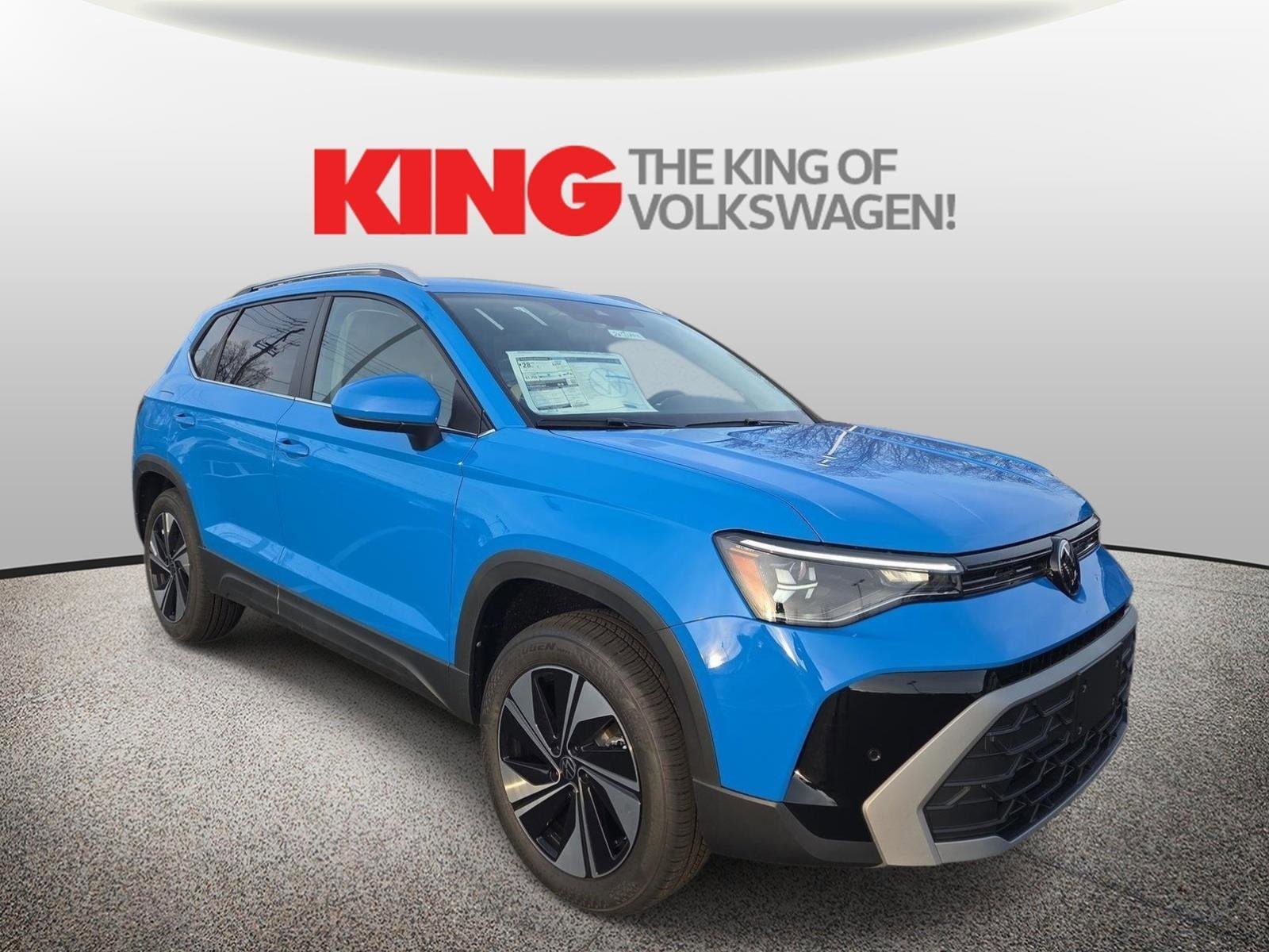 New 2026 Volkswagen Taos SE image 1