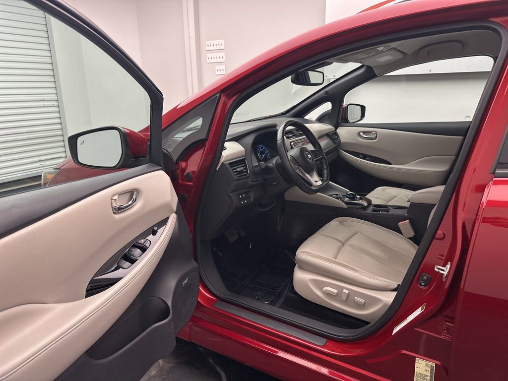 Used 2018 Nissan Leaf SL w/ SL Technology Package image 5