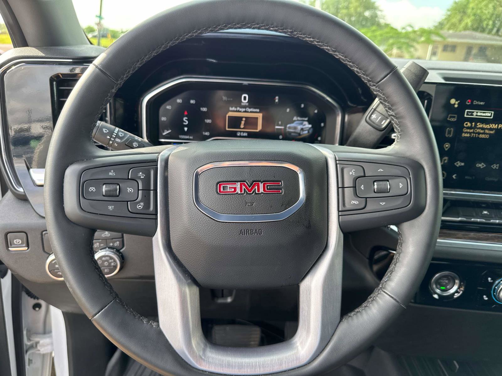 Used 2024 GMC Sierra 1500 Elevation image 21