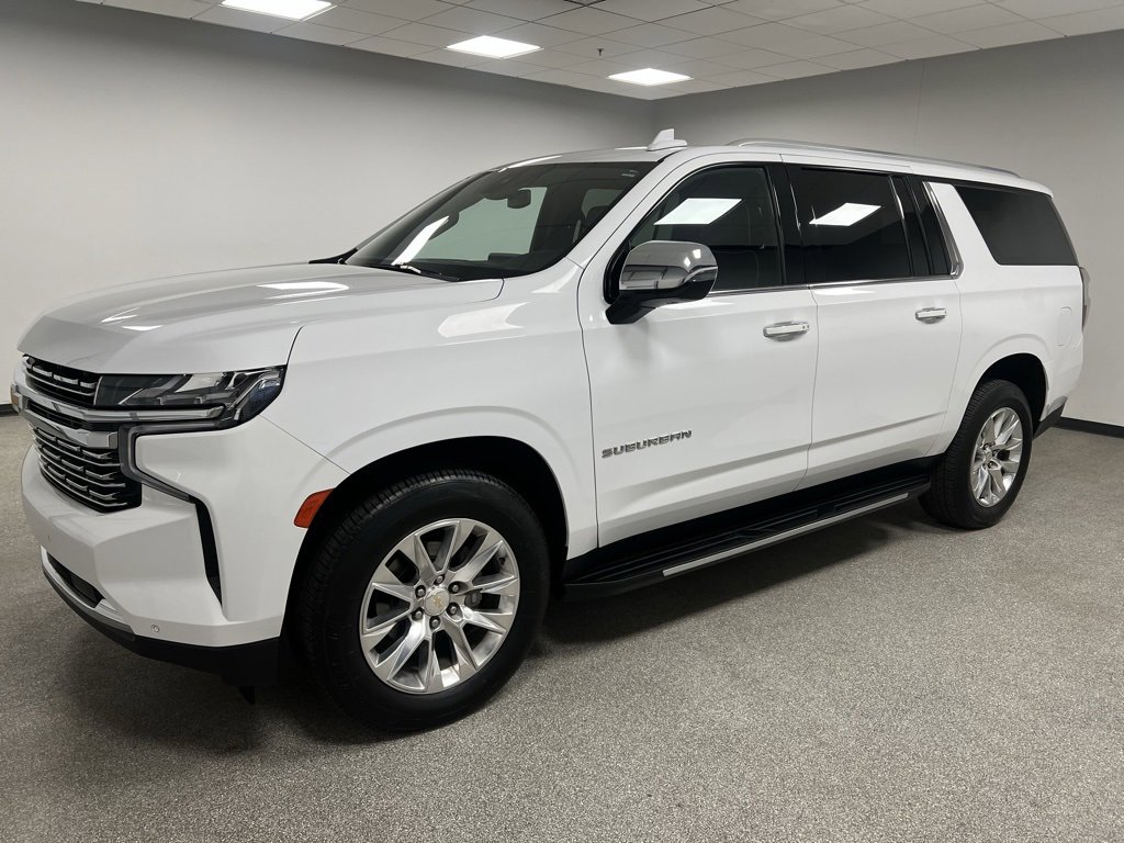 Used 2023 Chevrolet Suburban Premier image 6