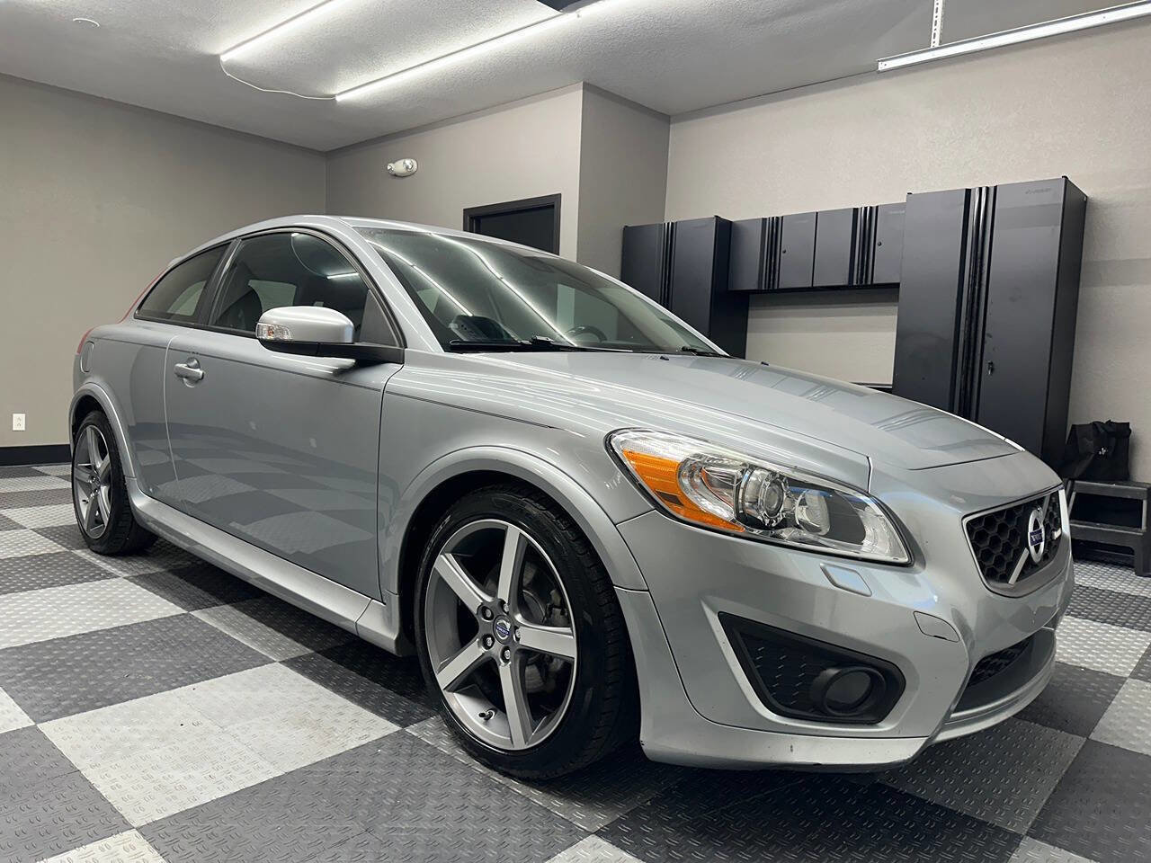 Used 2013 Volvo C30 T5 R-Design w/ Climate Pkg FWD image 4