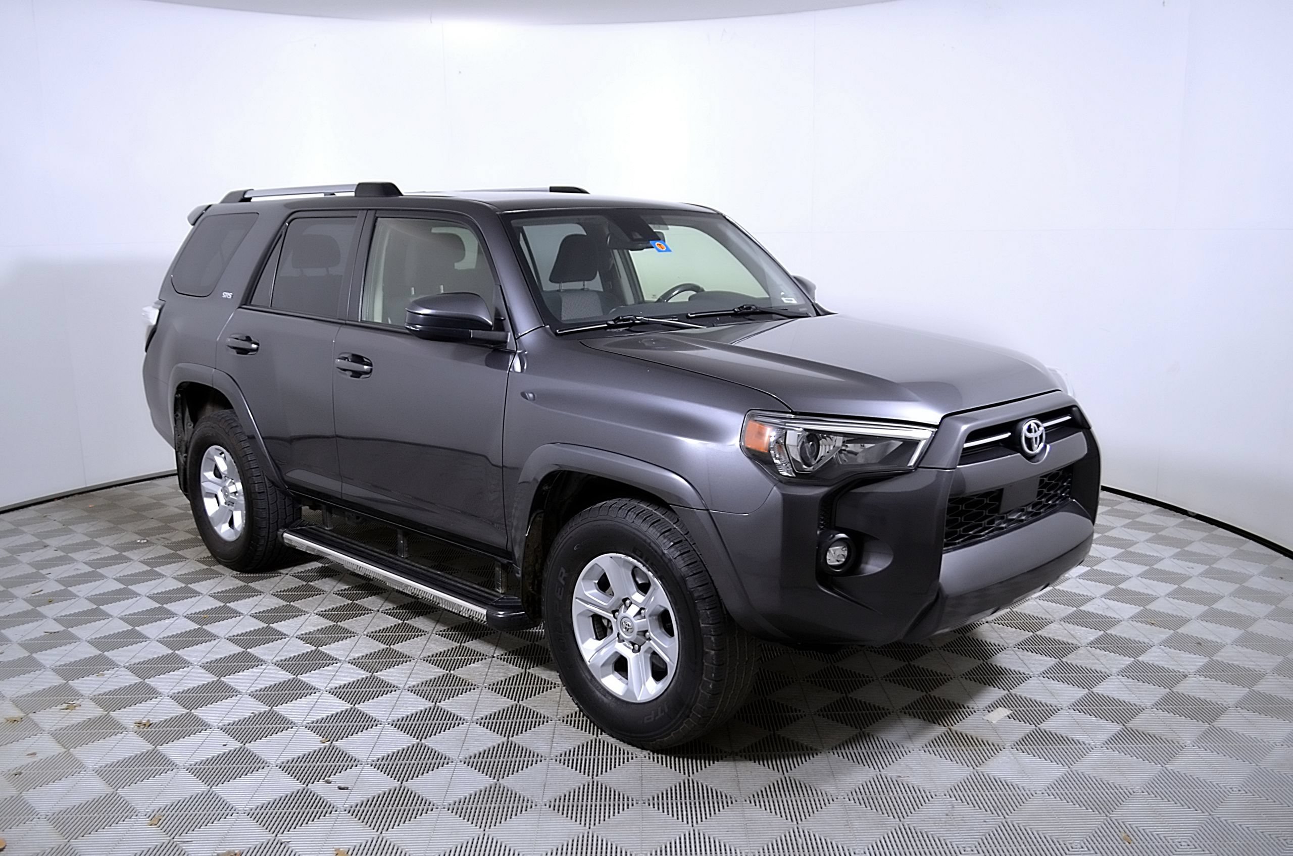 Used 2021 Toyota 4Runner SR5 RWD image 6