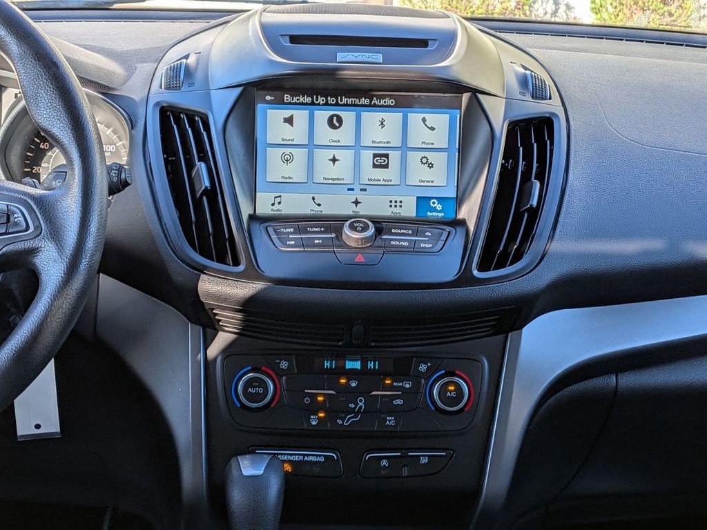 Used 2017 Ford Escape SE w/ Equipment Group 201A image 26