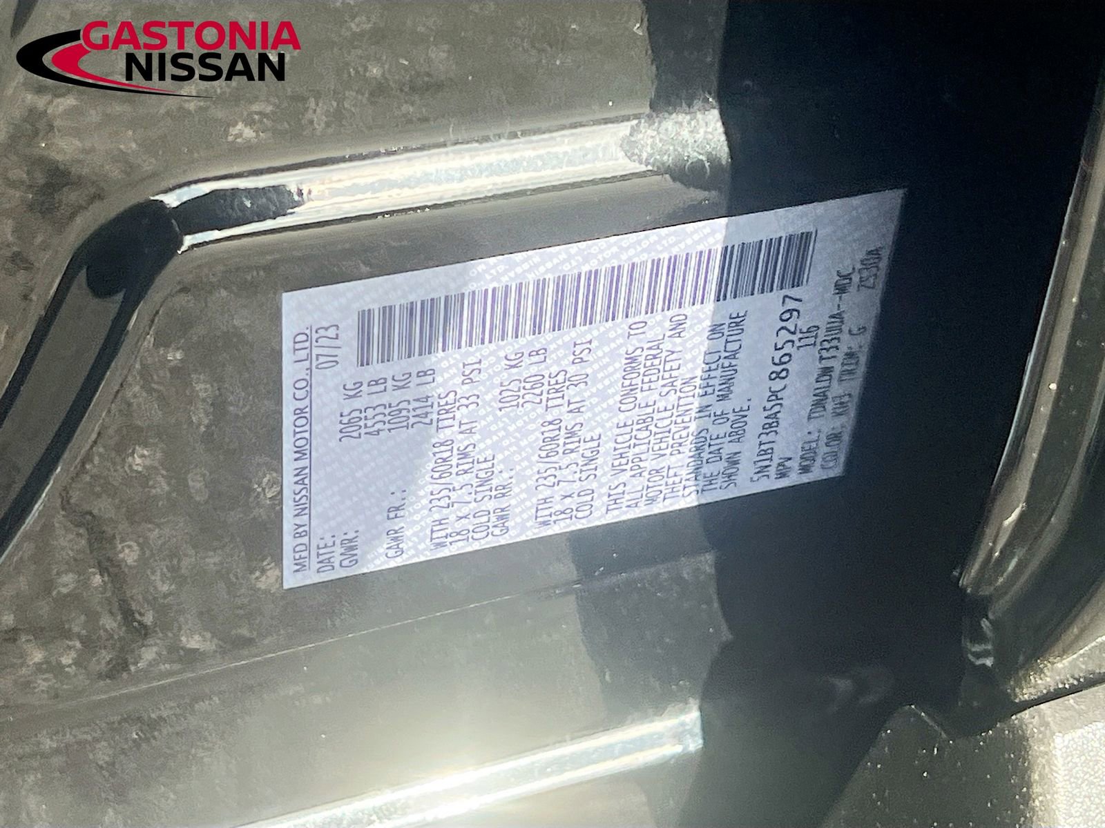 Used 2023 Nissan Rogue SV image 40