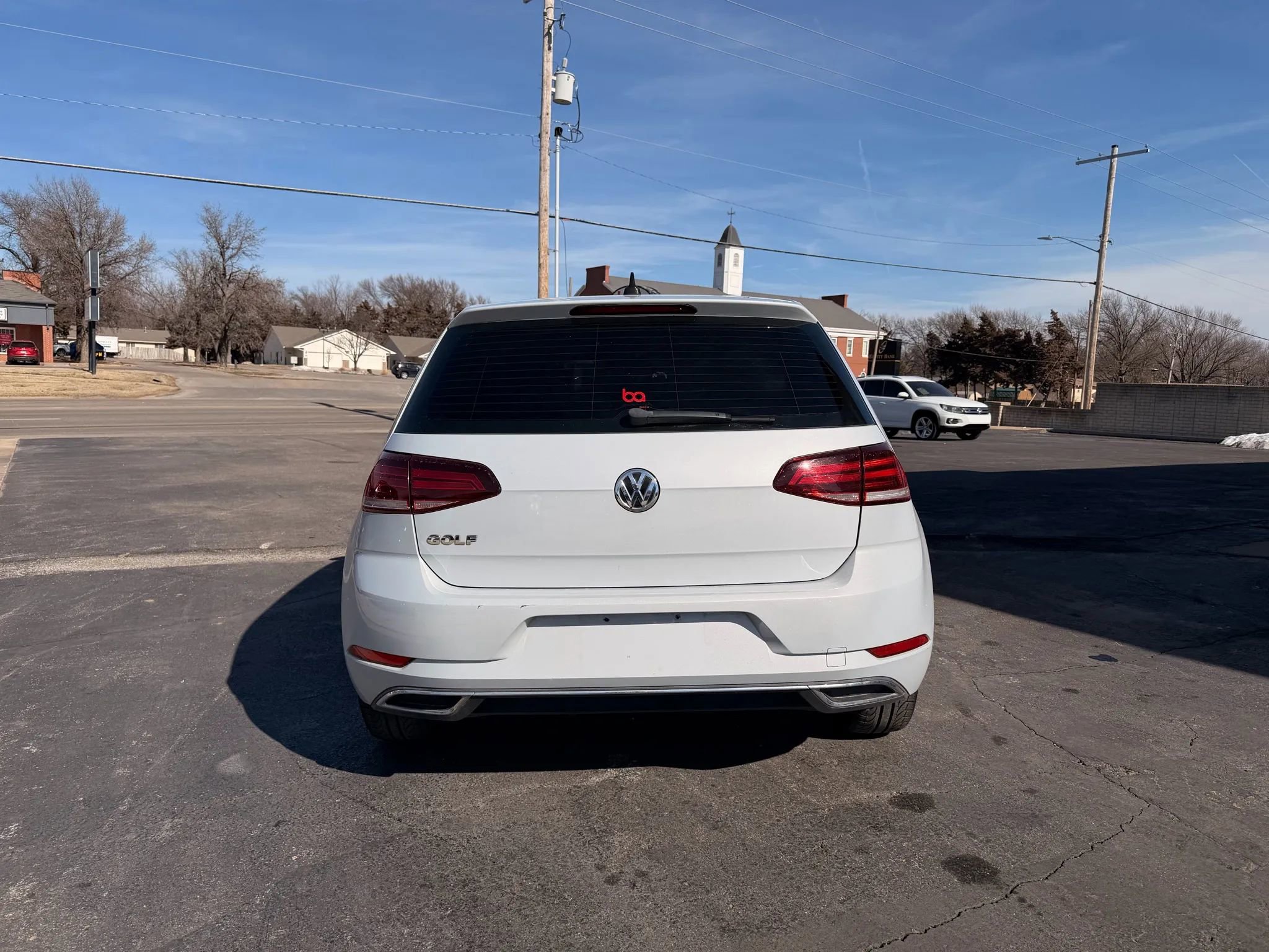 Used 2021 Volkswagen Golf 4-Door image 4