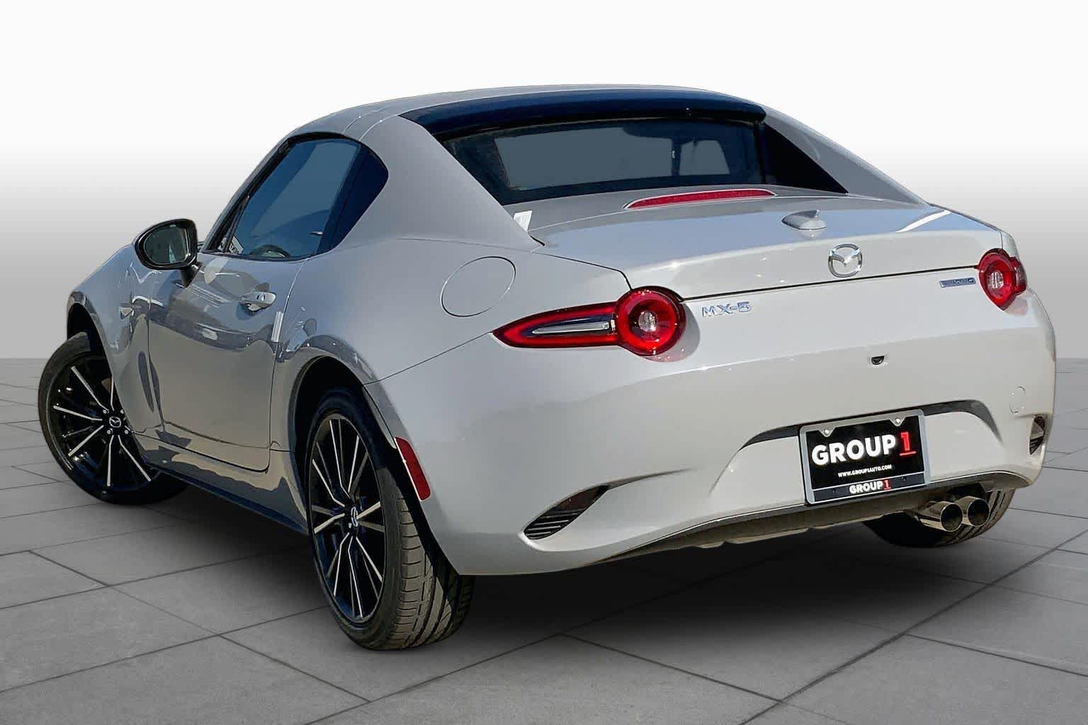 New 2026 MAZDA MX-5 Miata RF Grand Touring RWD image 12
