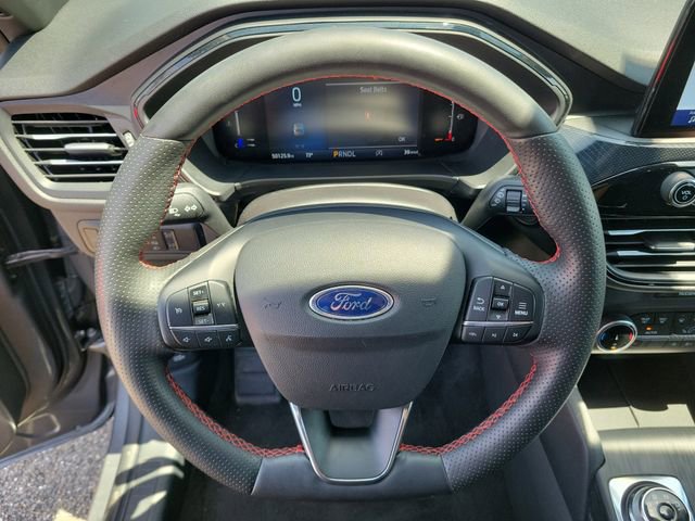 Used 2024 Ford Escape ST-Line w/ Cold Weather Package FWD image 22