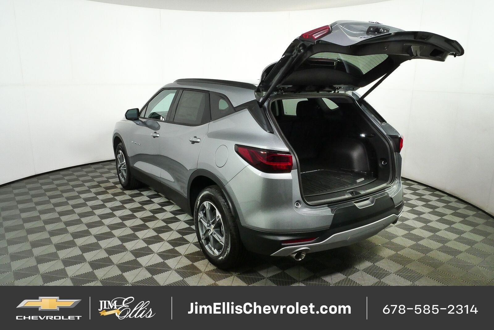 New 2026 Chevrolet Blazer LT w/ Convenience Package FWD image 25