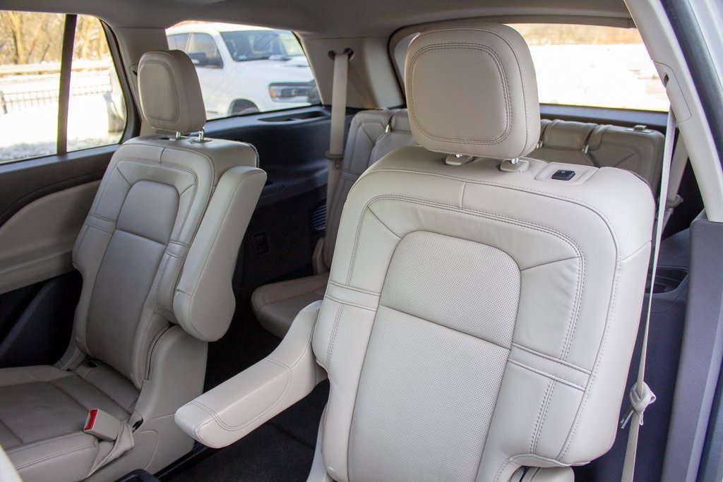 Used 2022 Lincoln Aviator Reserve w/ Elements Package Plus image 22