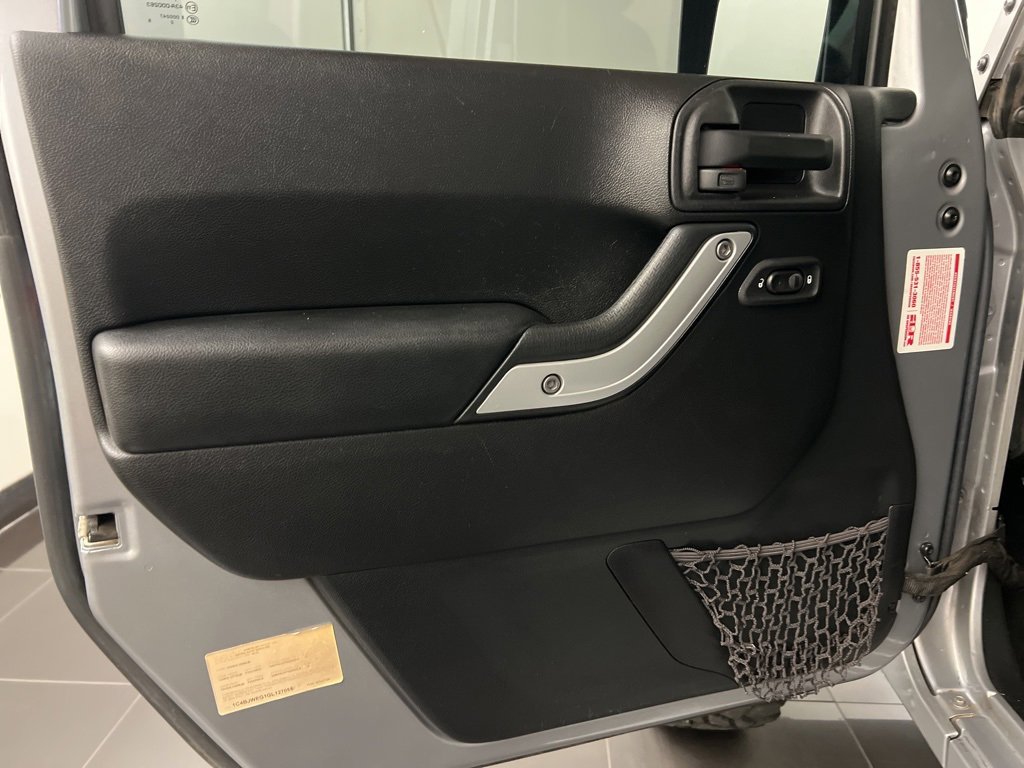 Used 2016 Jeep Wrangler Unlimited Sahara w/ Dual Top Group image 24