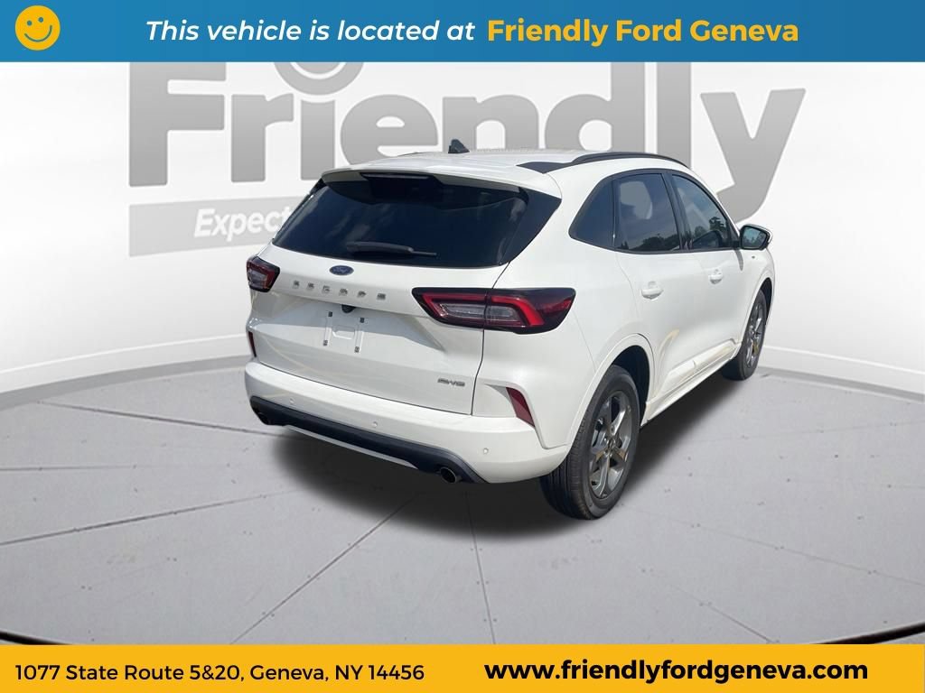 Used 2023 Ford Escape ST-Line Select w/ Tech Pack #2 AWD/4WD image 5