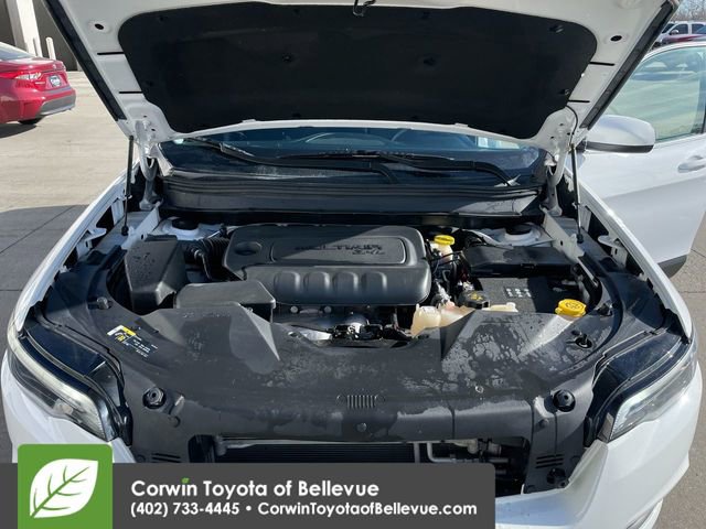 Used 2019 Jeep Cherokee Latitude w/ Popular Appearance Group image 14