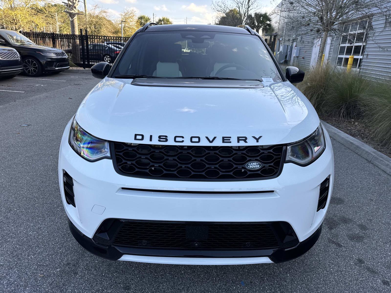 Used 2026 Land Rover Discovery Sport Landmark AWD/4WD image 8